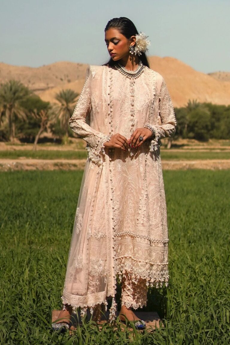 Classy Casuals, Luxury Lawn, Summer Sizzle, Festive Vibes, Outfit Of The Day, Pakistani Clothes, Pakistani Salwar Suit, Pakistani Suits, Pakistani Traditional Dress, Ready to Ship - Original Pakistani Suits, Sana Safinaz Collection Online in India, Traditional Dress for Women, Trendy Salwar Kameez, Unstitched collection